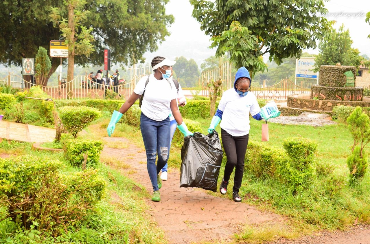 Become a REFO Volunteer